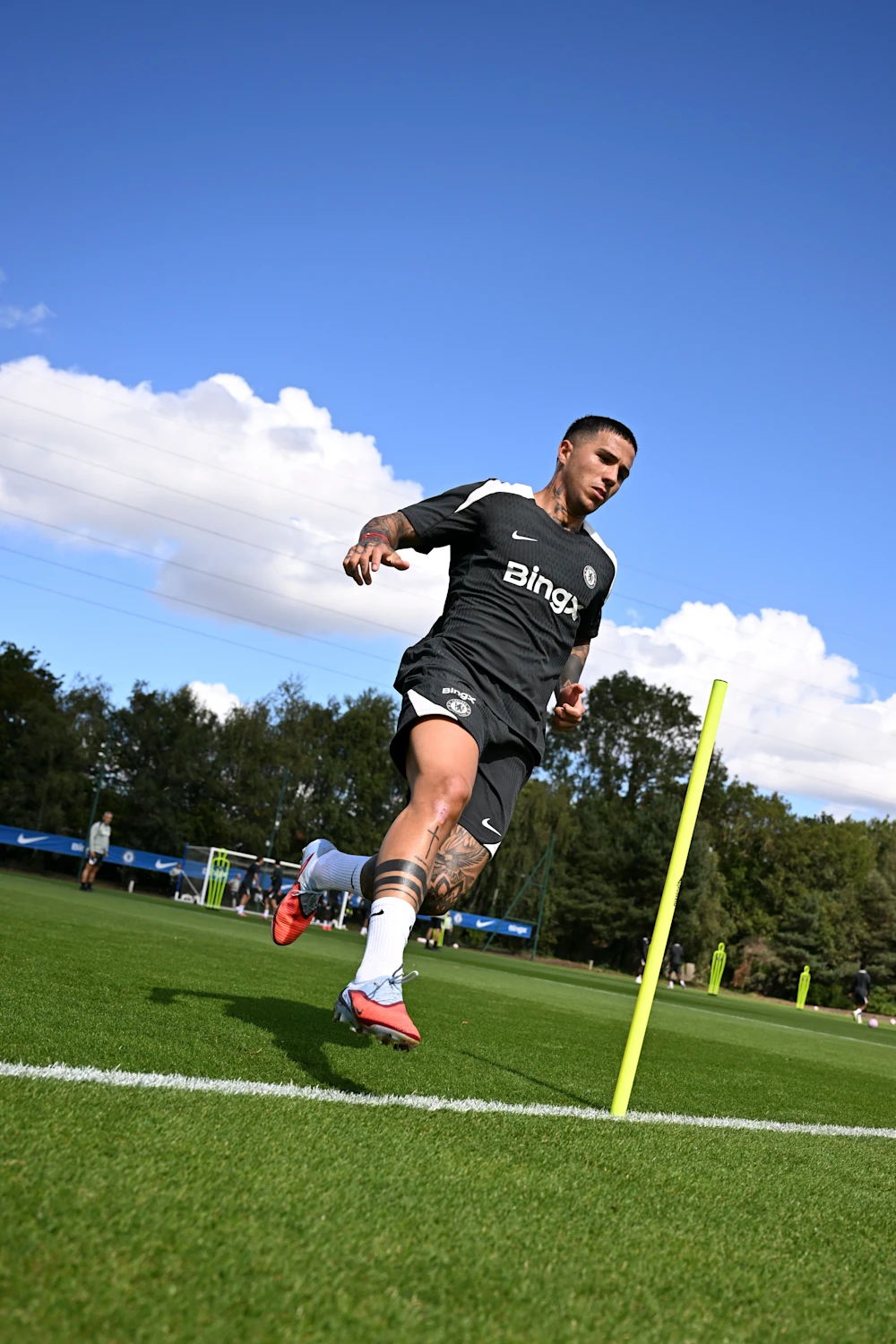 员在坚持训, 的训练基地 员在坚持训, 的训练基地